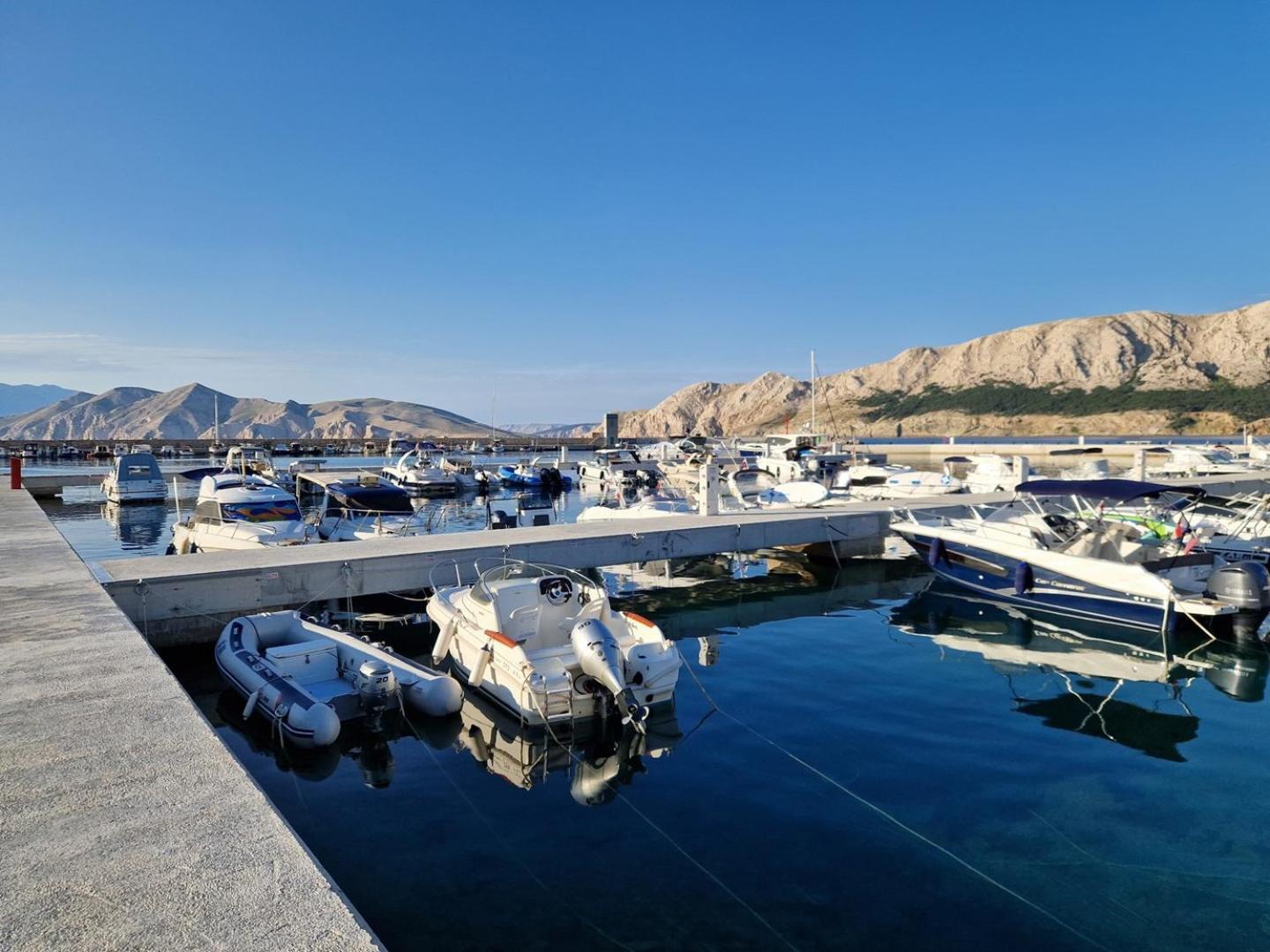 Apartments Knezevic Baška Dış mekan fotoğraf